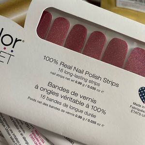 Color street nail polish strips